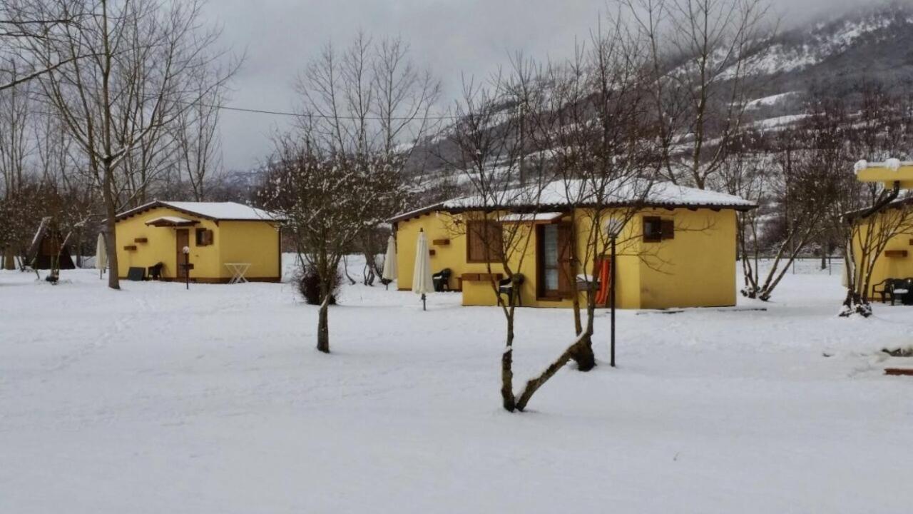 Hotel Oasi del sangro Castel Di Sangro Esterno foto