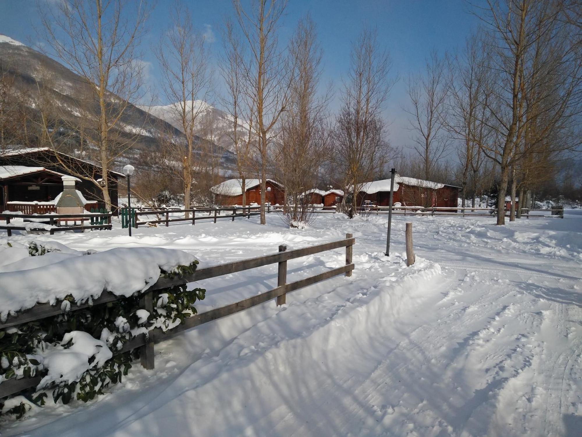 Hotel Oasi del sangro Castel Di Sangro Esterno foto