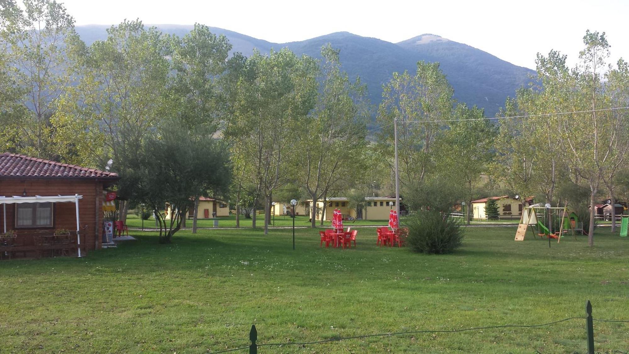 Hotel Oasi del sangro Castel Di Sangro Esterno foto